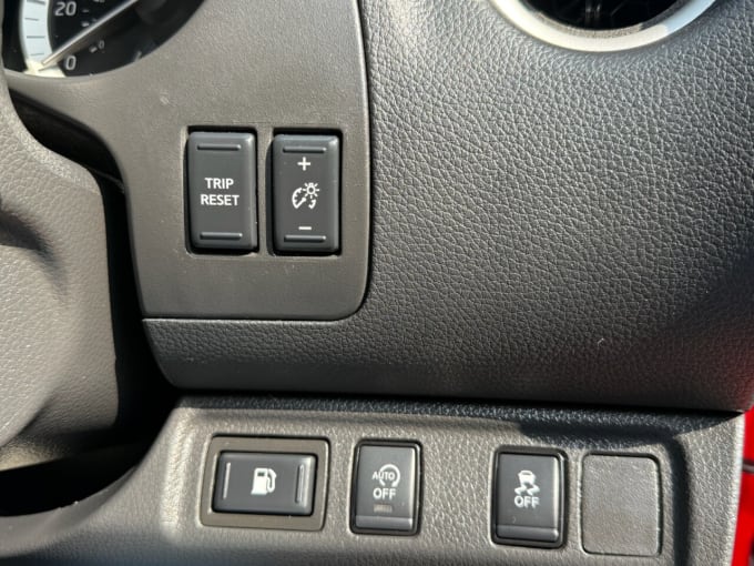 2025 Nissan Navara