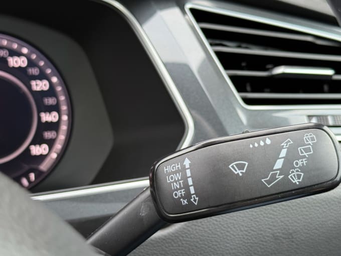2025 Volkswagen Tiguan