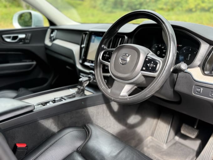2025 Volvo Xc60