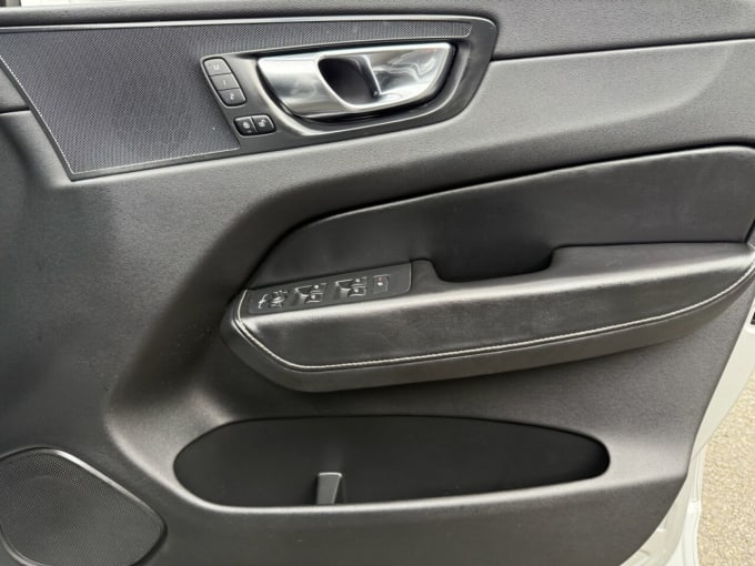 2025 Volvo Xc60