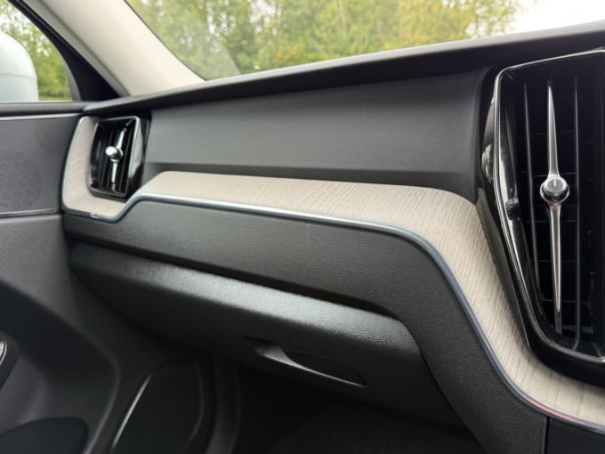2025 Volvo Xc60