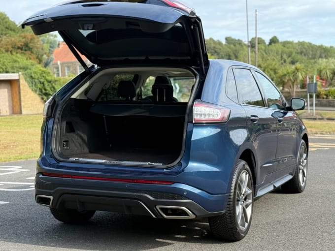 2025 Ford Edge