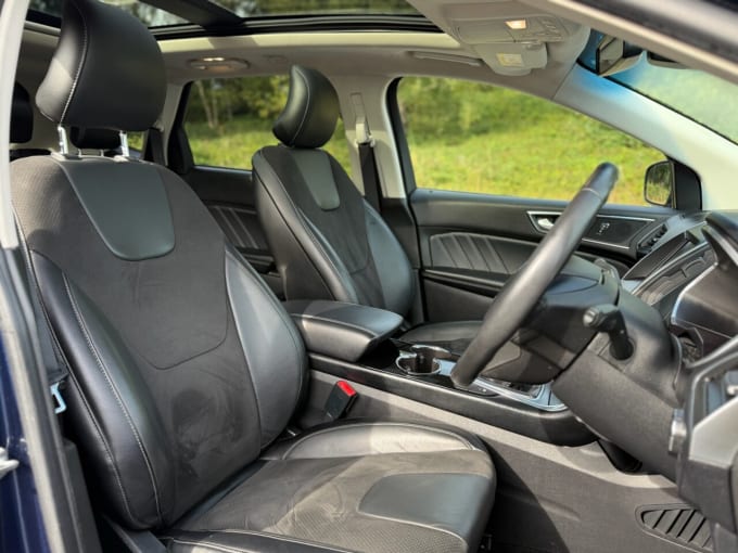 2025 Ford Edge