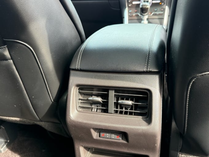 2025 Ford Edge