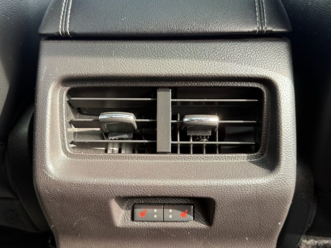 2025 Ford Edge