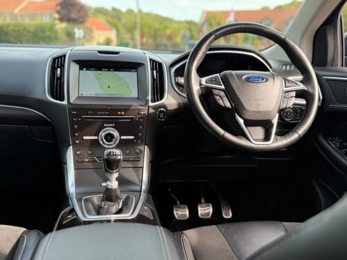 2025 Ford Edge