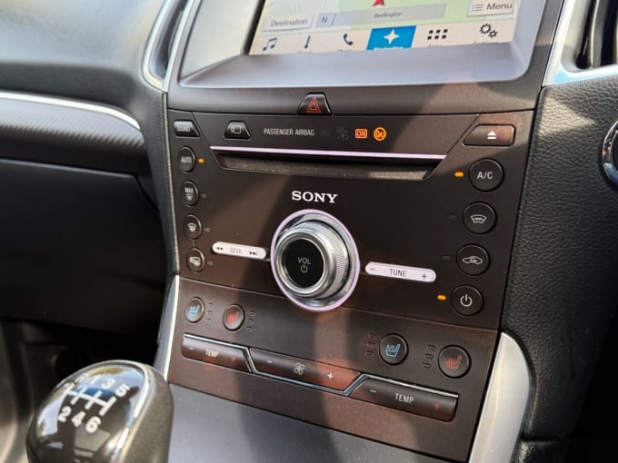 2025 Ford Edge