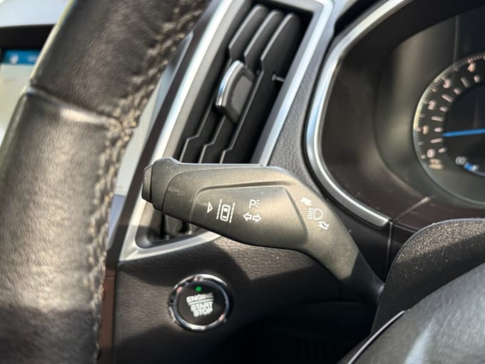 2025 Ford Edge