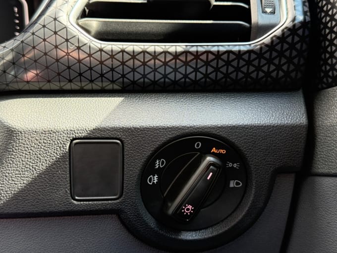 2019 Volkswagen T-cross