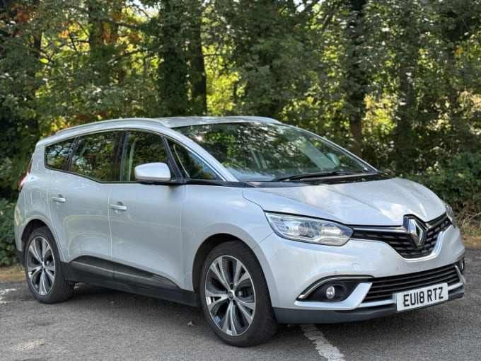 2025 Renault Grand Scenic
