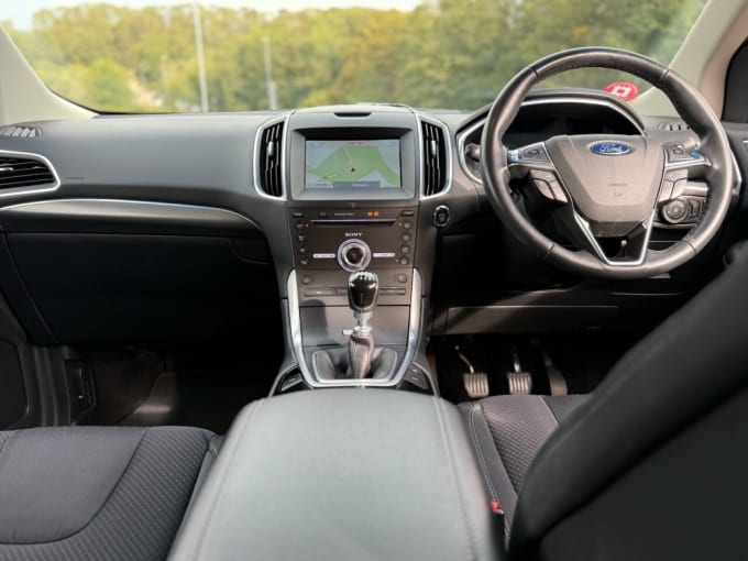 2025 Ford Edge