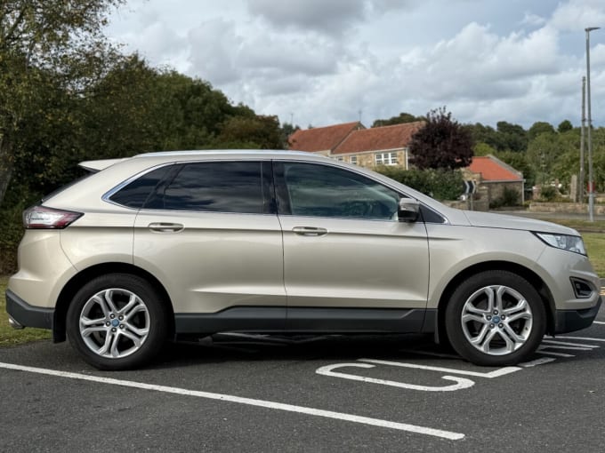2025 Ford Edge