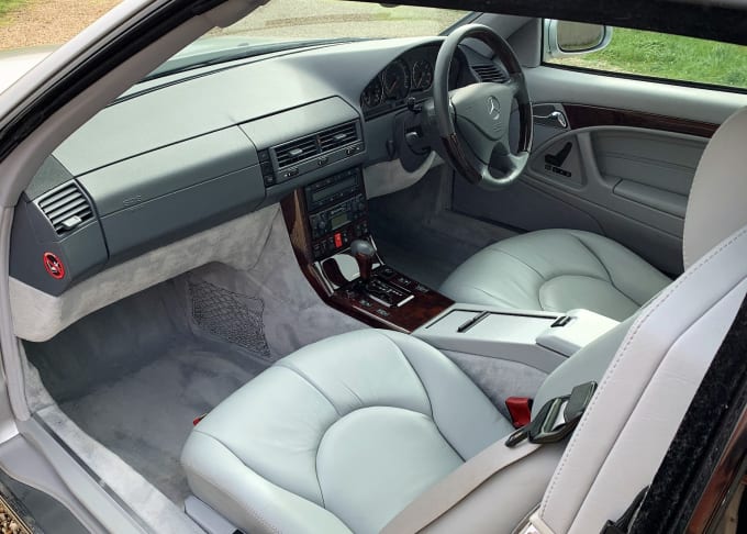 2025 Mercedes-benz Sl