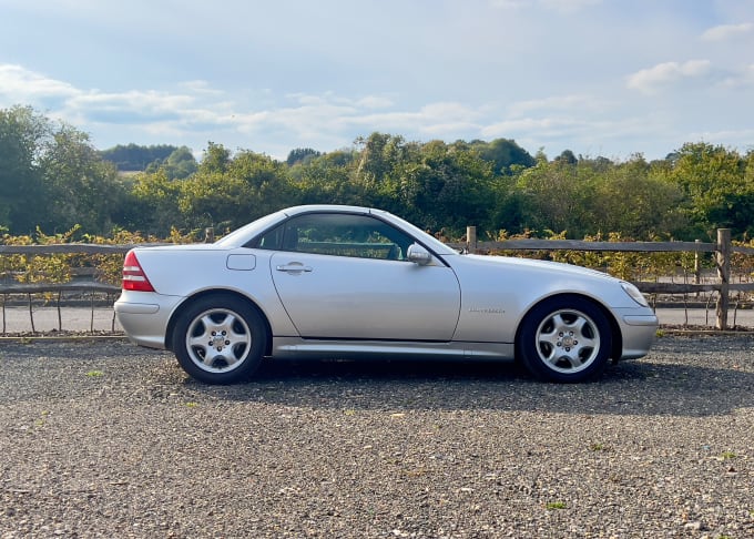 2025 Mercedes-benz Slk
