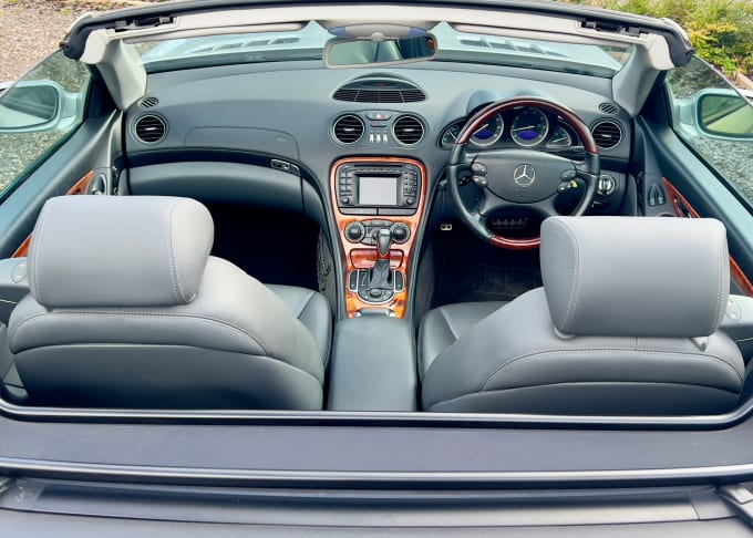 2025 Mercedes-benz Sl