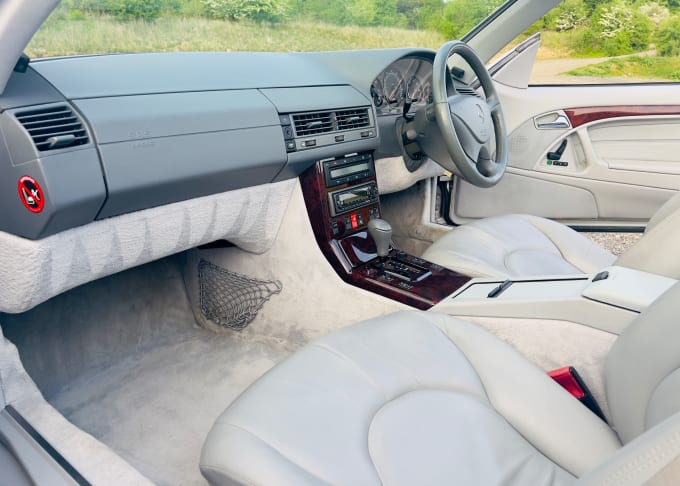 2025 Mercedes-benz Sl