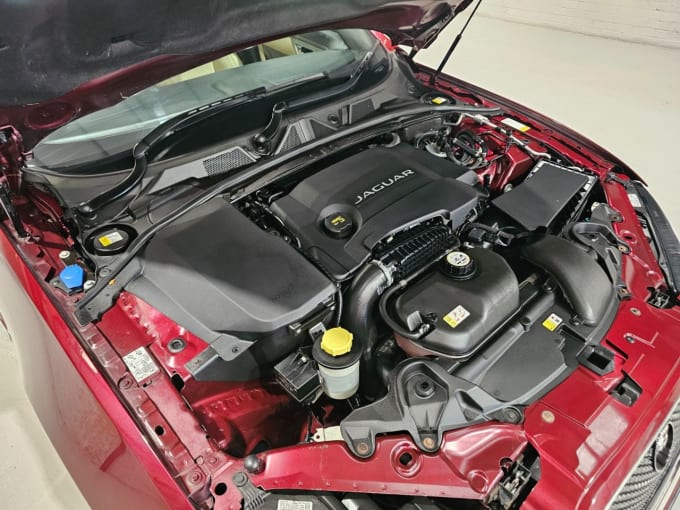 2014 Jaguar Xf