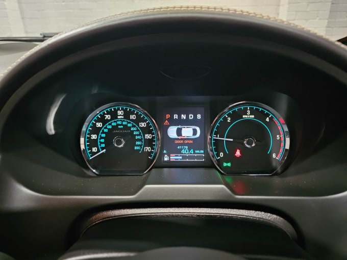 2014 Jaguar Xf