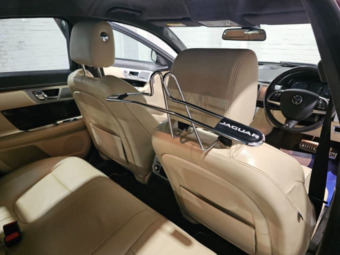 2014 Jaguar Xf
