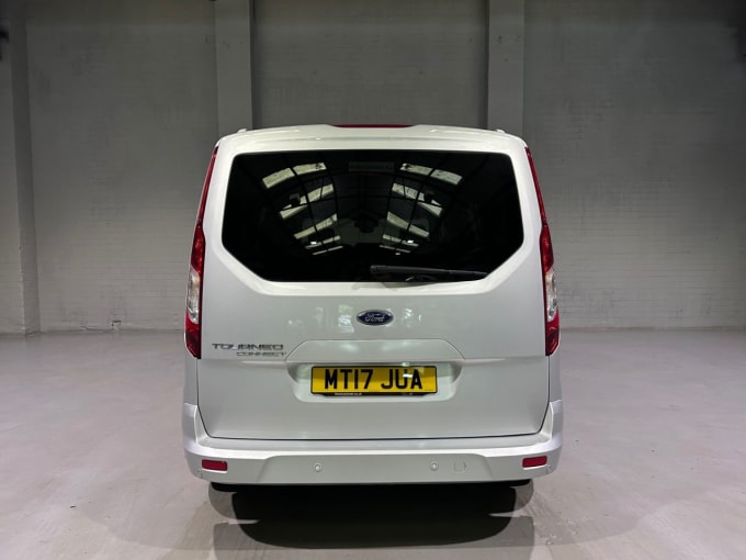 2025 Ford Grand Tourneo Connect