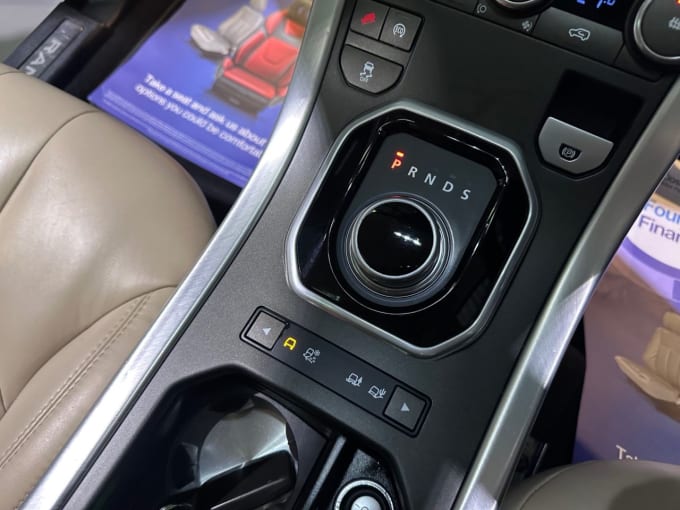 2025 Land Rover Range Rover Evoque