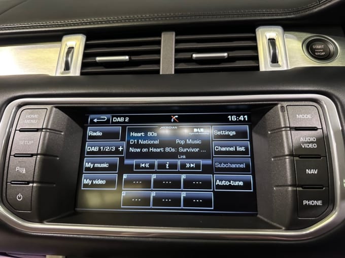 2025 Land Rover Range Rover Evoque