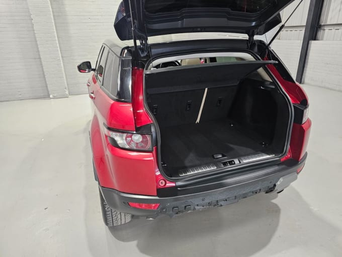 2025 Land Rover Range Rover Evoque