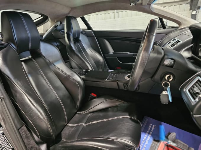 2025 Aston Martin Vantage