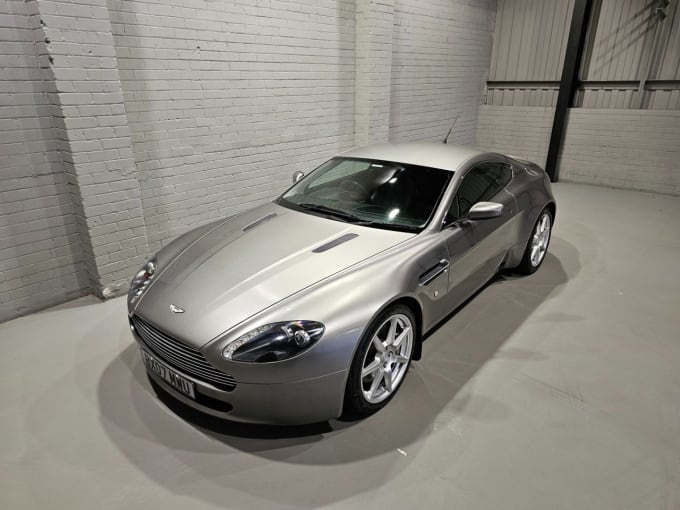 2025 Aston Martin Vantage