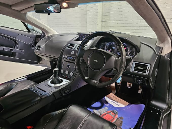 2025 Aston Martin Vantage