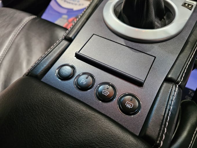 2025 Aston Martin Vantage