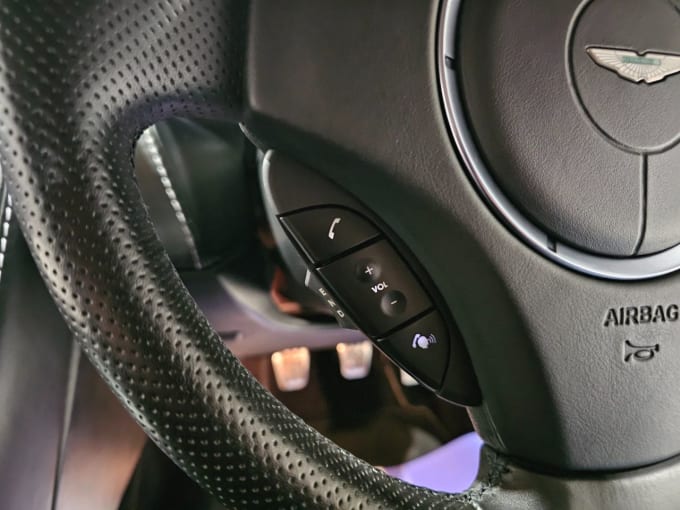 2025 Aston Martin Vantage