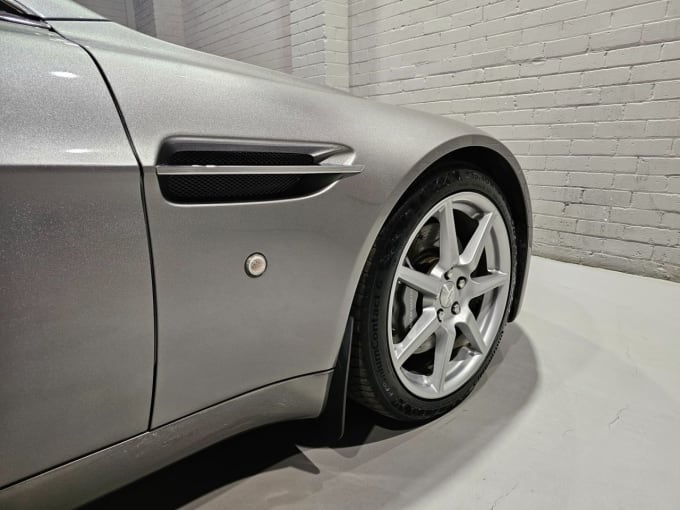 2025 Aston Martin Vantage