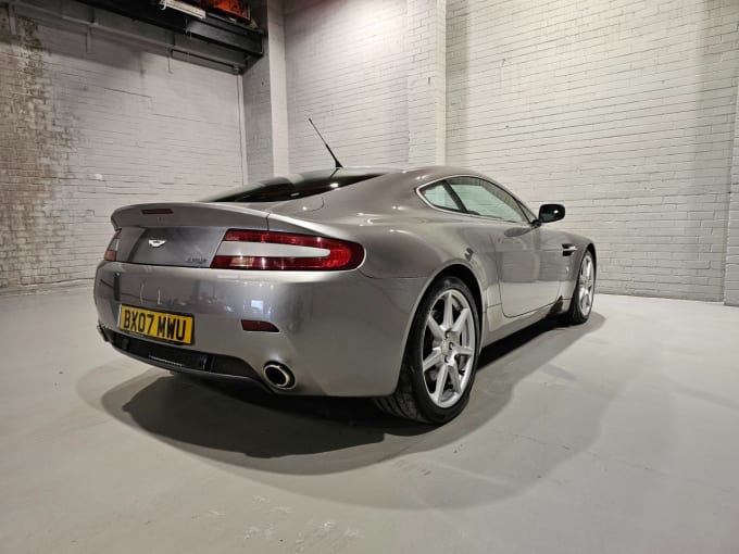 2025 Aston Martin Vantage