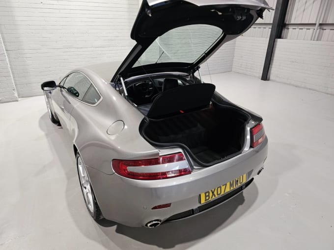 2025 Aston Martin Vantage
