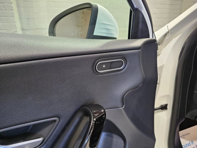 2025 Mercedes-benz A-class