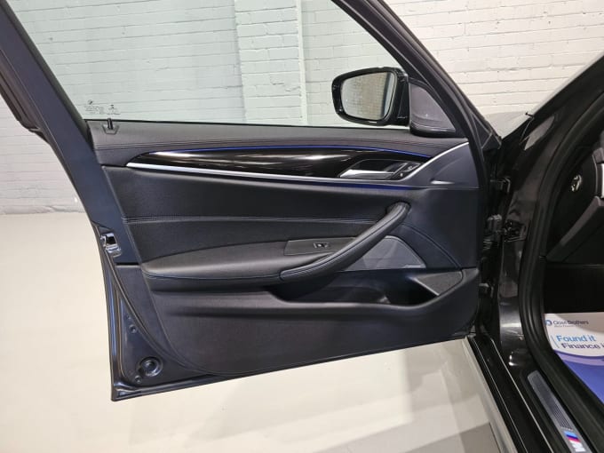 2025 BMW 5 Series