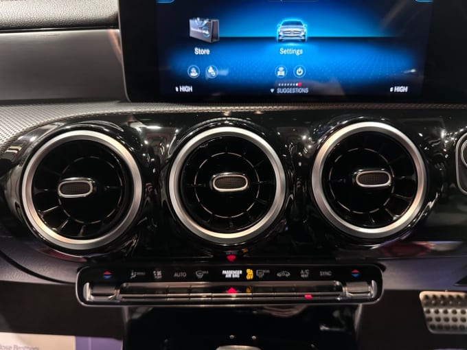2025 Mercedes-benz Cla