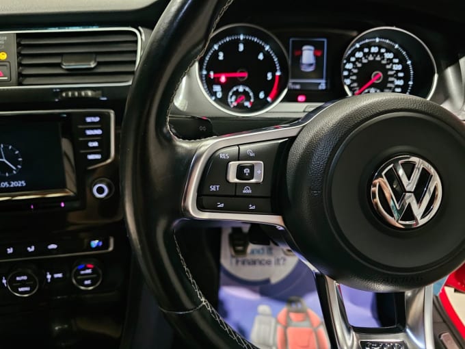 2025 Volkswagen Golf