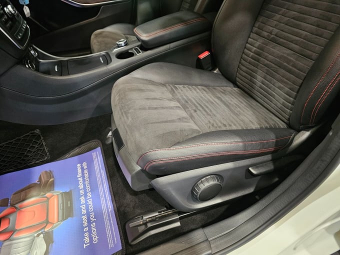 2025 Mercedes-benz Gla