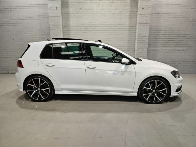 2025 Volkswagen Golf