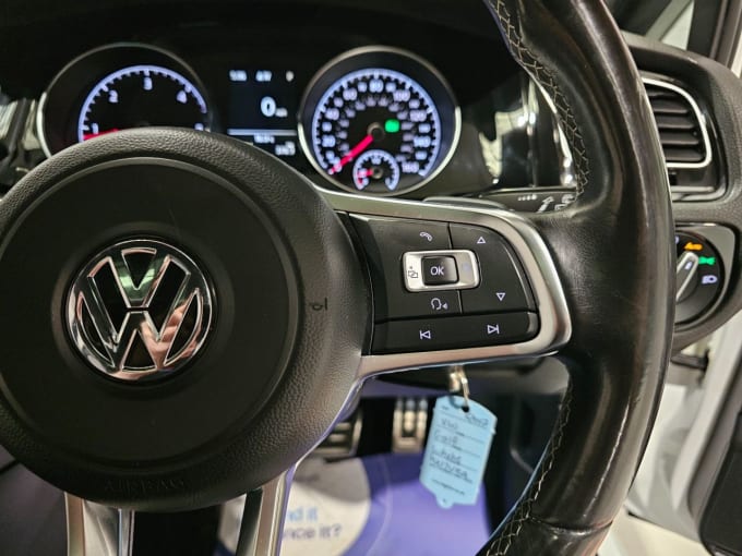2025 Volkswagen Golf