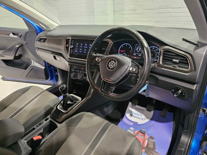 2025 Volkswagen T-roc