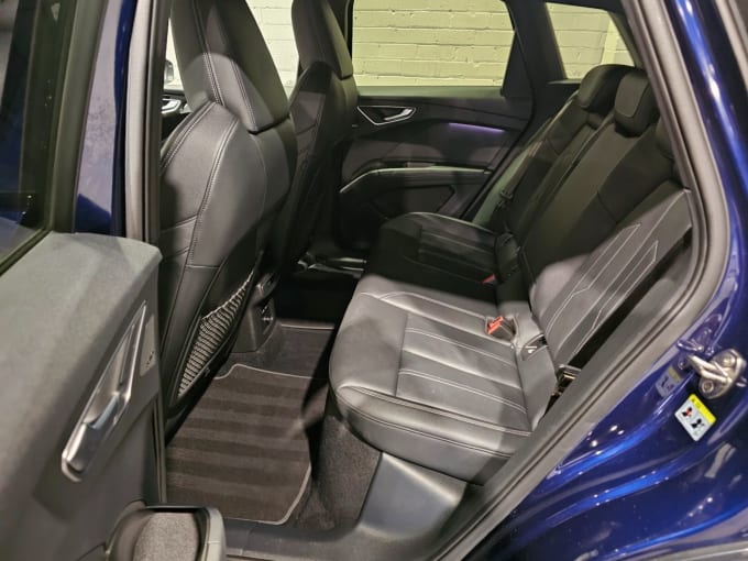 2025 Audi Q4 E-tron