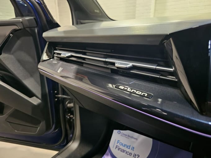 2025 Audi Q4 E-tron