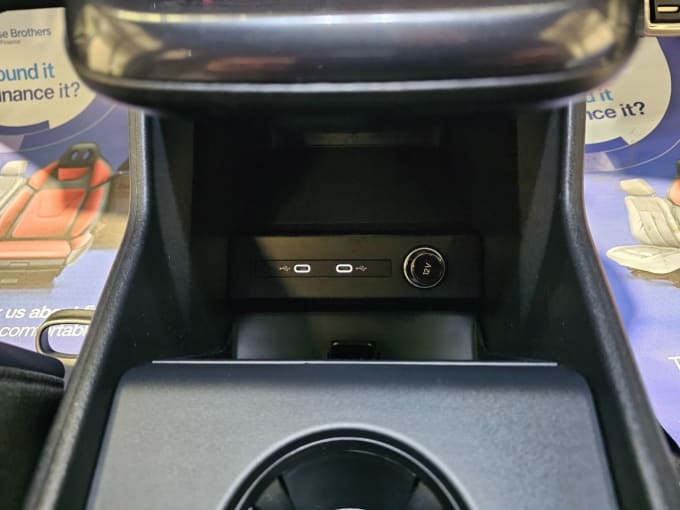 2025 Audi Q4 E-tron