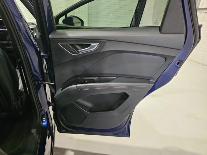 2025 Audi Q4 E-tron