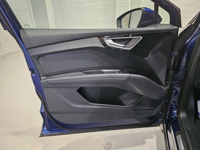 2025 Audi Q4 E-tron