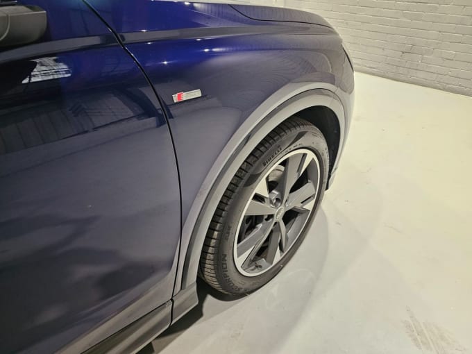 2025 Audi Q4 E-tron