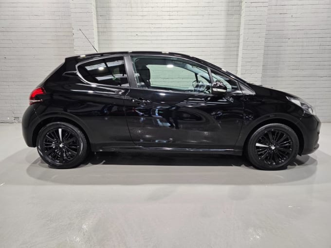 2025 Peugeot 208